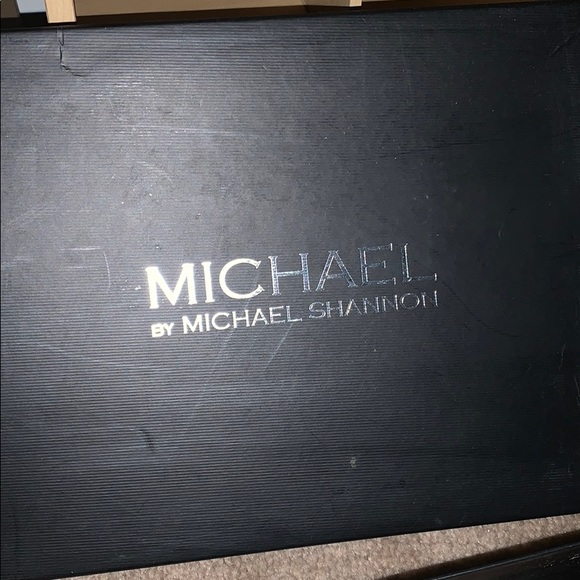 Michael Shannon Tan heeled boots - Picture 6 of 7